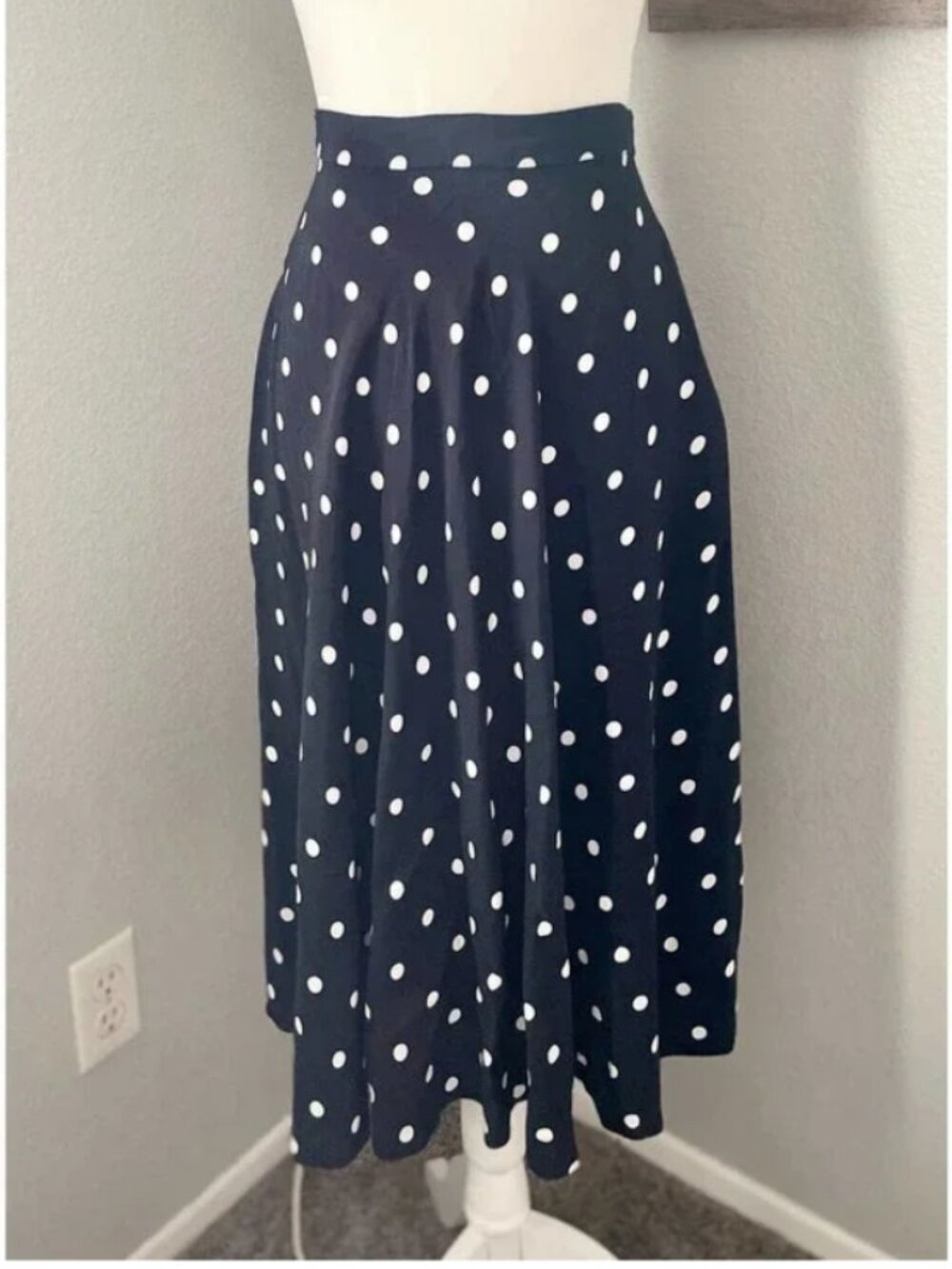 H&M | Womens Black & White Polka Dot Midi Skirt (8) F238
